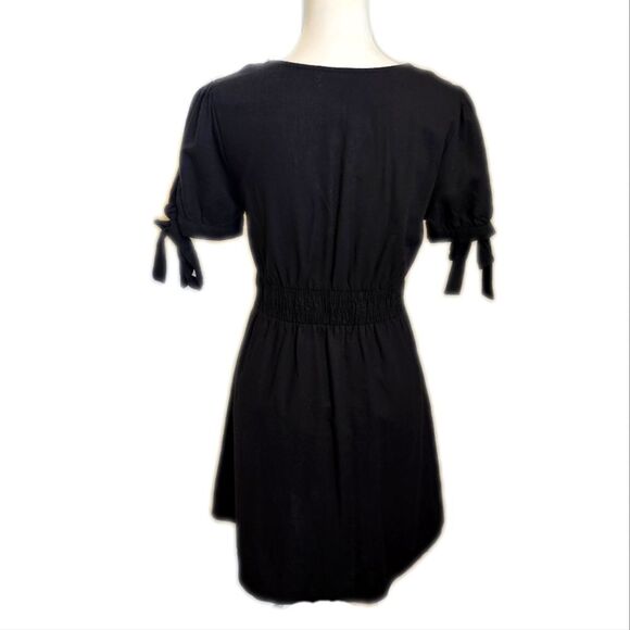 E & M sweet little black mini dress, button up, tie sleeves - M - Picture 2 of 5